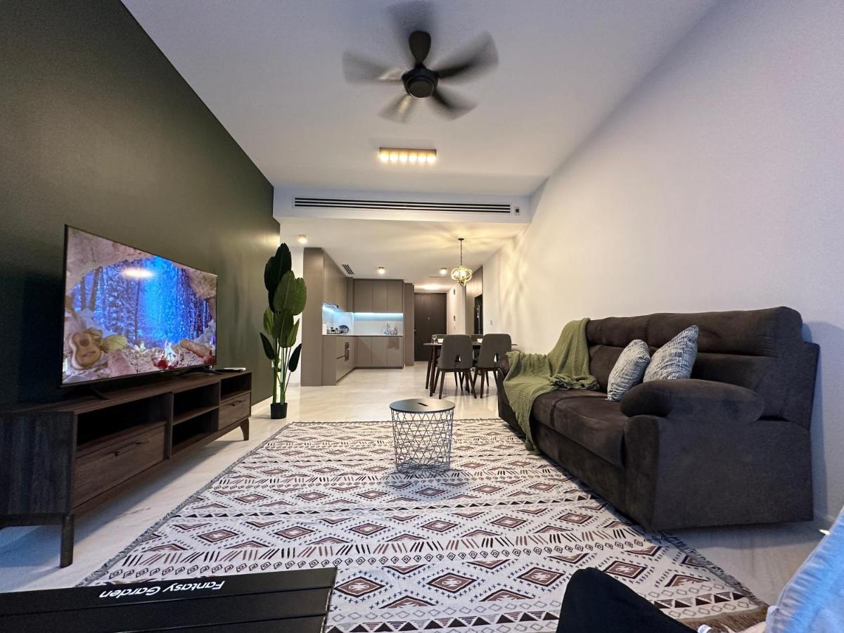 Eaton Residences Klcc By Romeo *