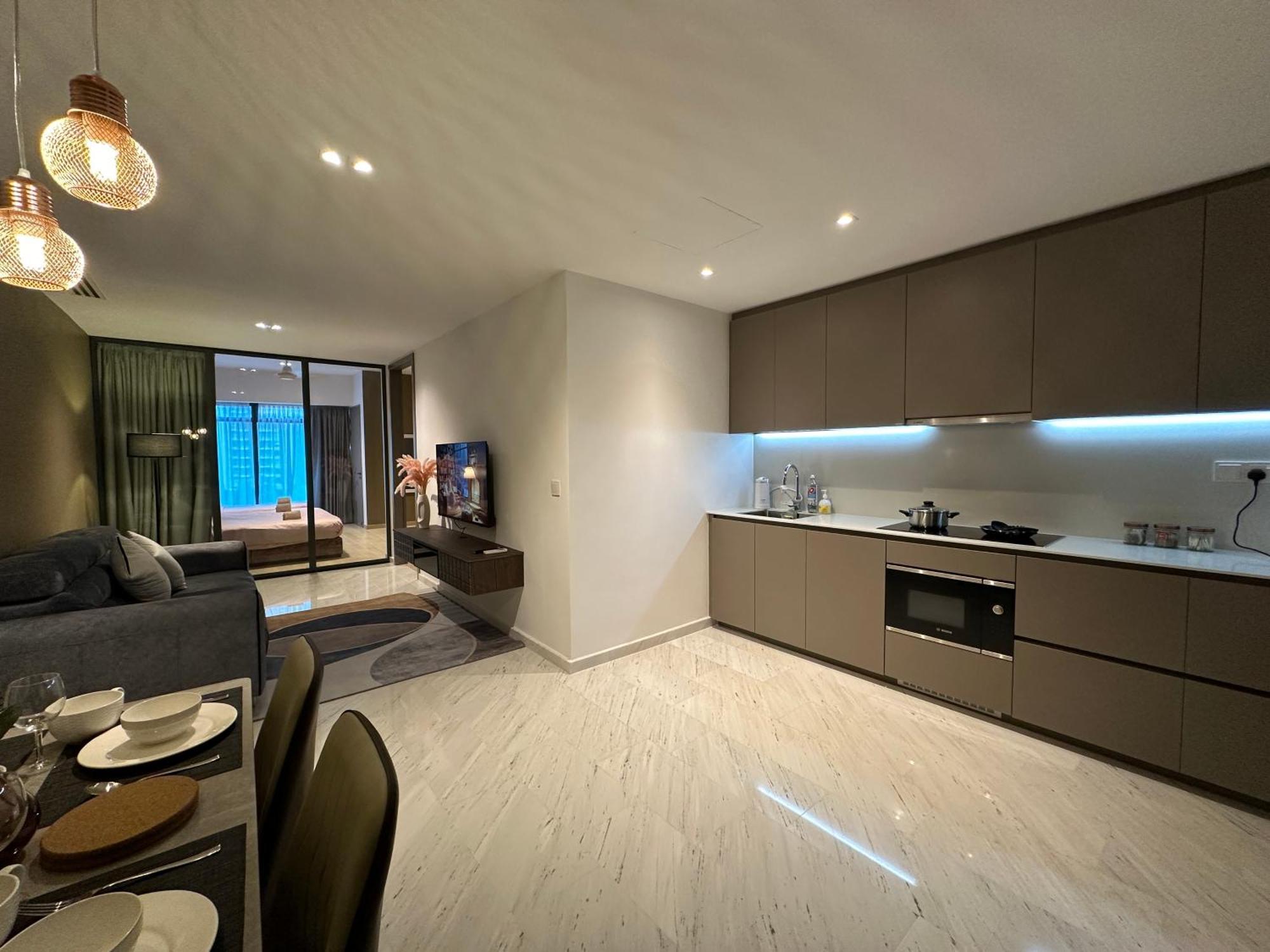 Eaton Residences Klcc By Romeo *