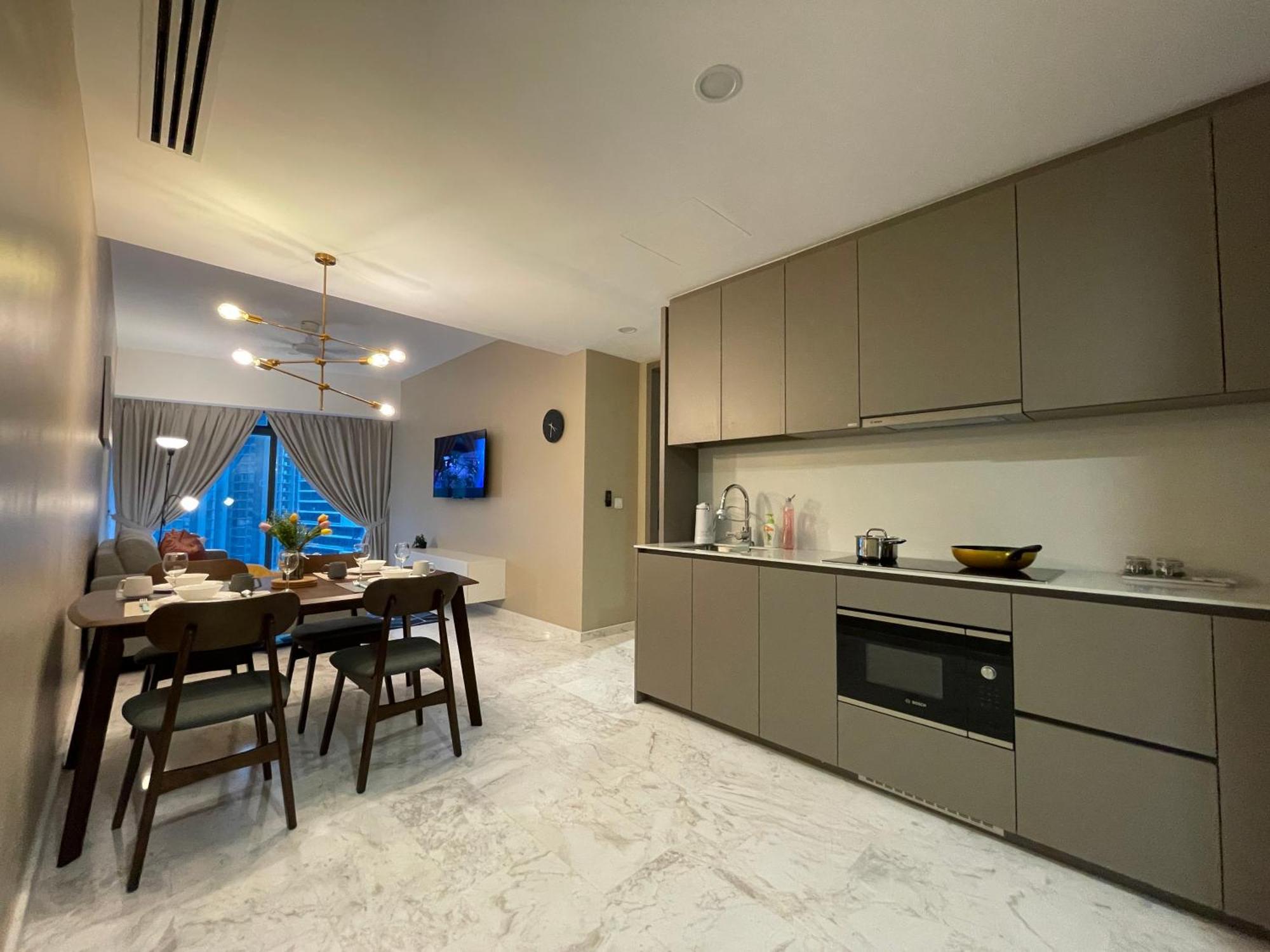 Pangsapuri Eaton Residences Klcc By Romeo