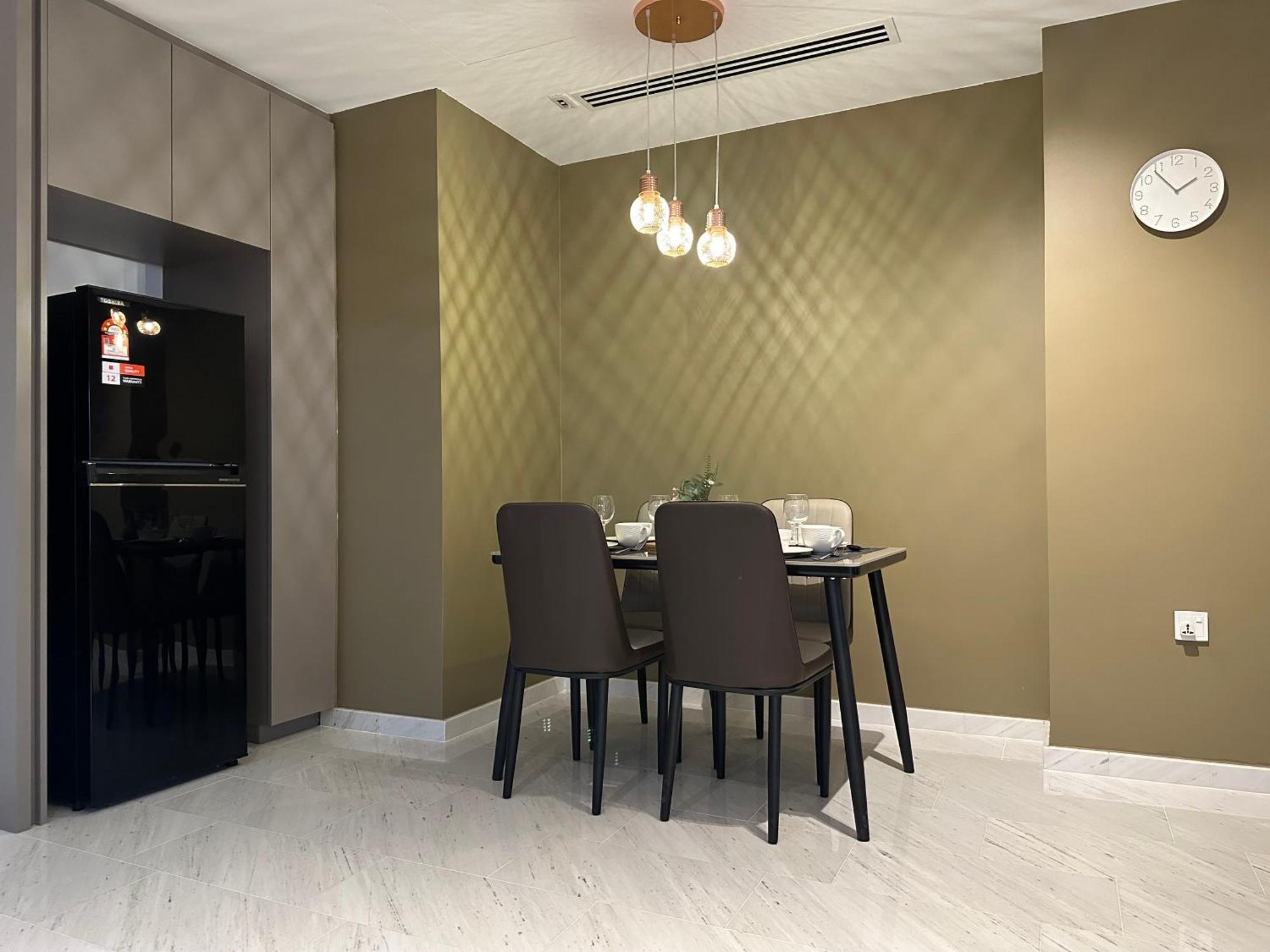 Eaton Residences Klcc By Romeo Apartment *